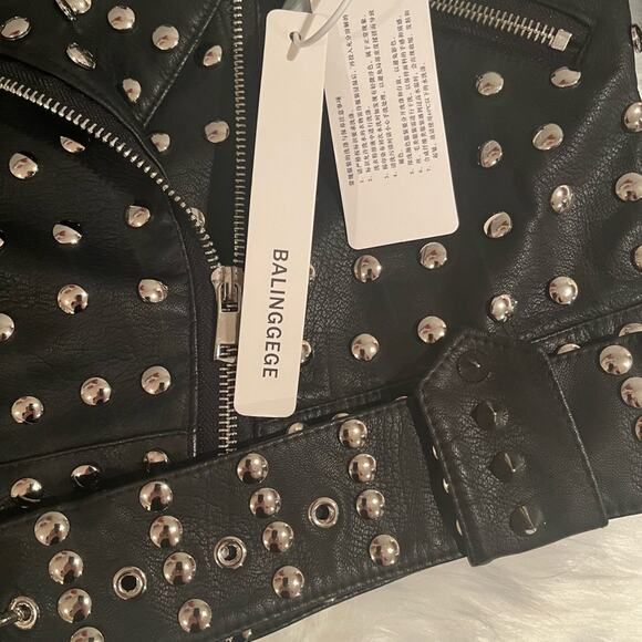 NEW CUSTOM Belted Studded Spike Rivet Moto Cropped Biker Jacket Black Un… - Picture 11 of 13